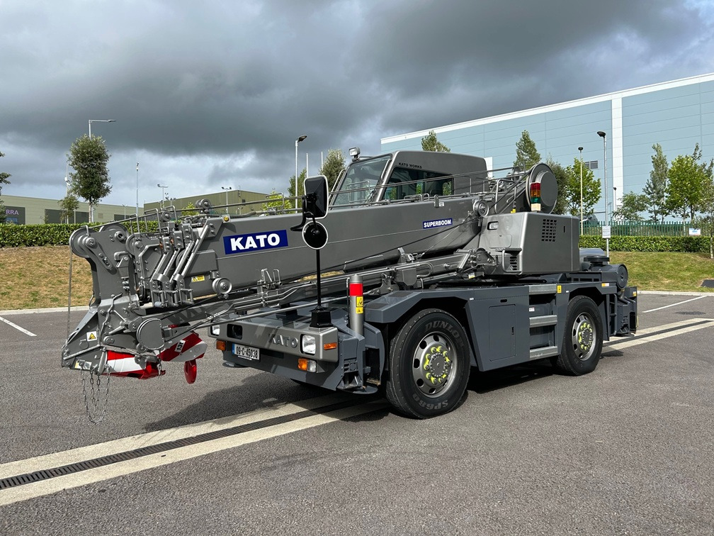 KATO 13 Ton City Crane - Excellent Condition - Grua móvel: foto 1 KATO 13 Ton City Crane - Excellent Condition - Grua móvel: foto 1