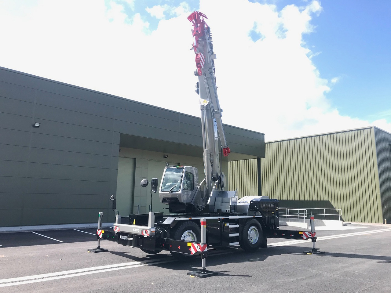 KATO CR-250Rv - 25 Ton City Crane - Grua móvel: foto 5 KATO CR-250Rv - 25 Ton City Crane - Grua móvel: foto 5