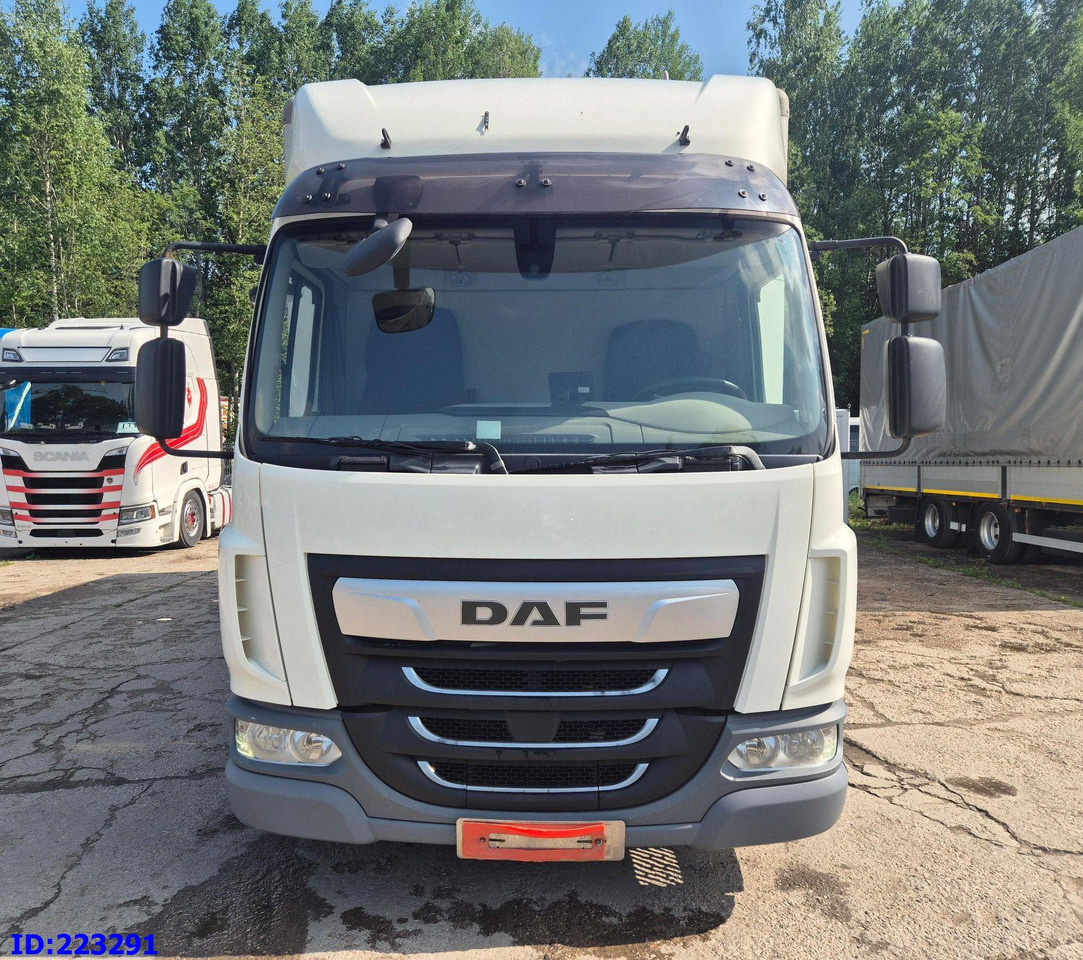 DAF LF 180 FA - Euro6 - Manual - Camião furgão: foto 2 DAF LF 180 FA - Euro6 - Manual - Camião furgão: foto 2