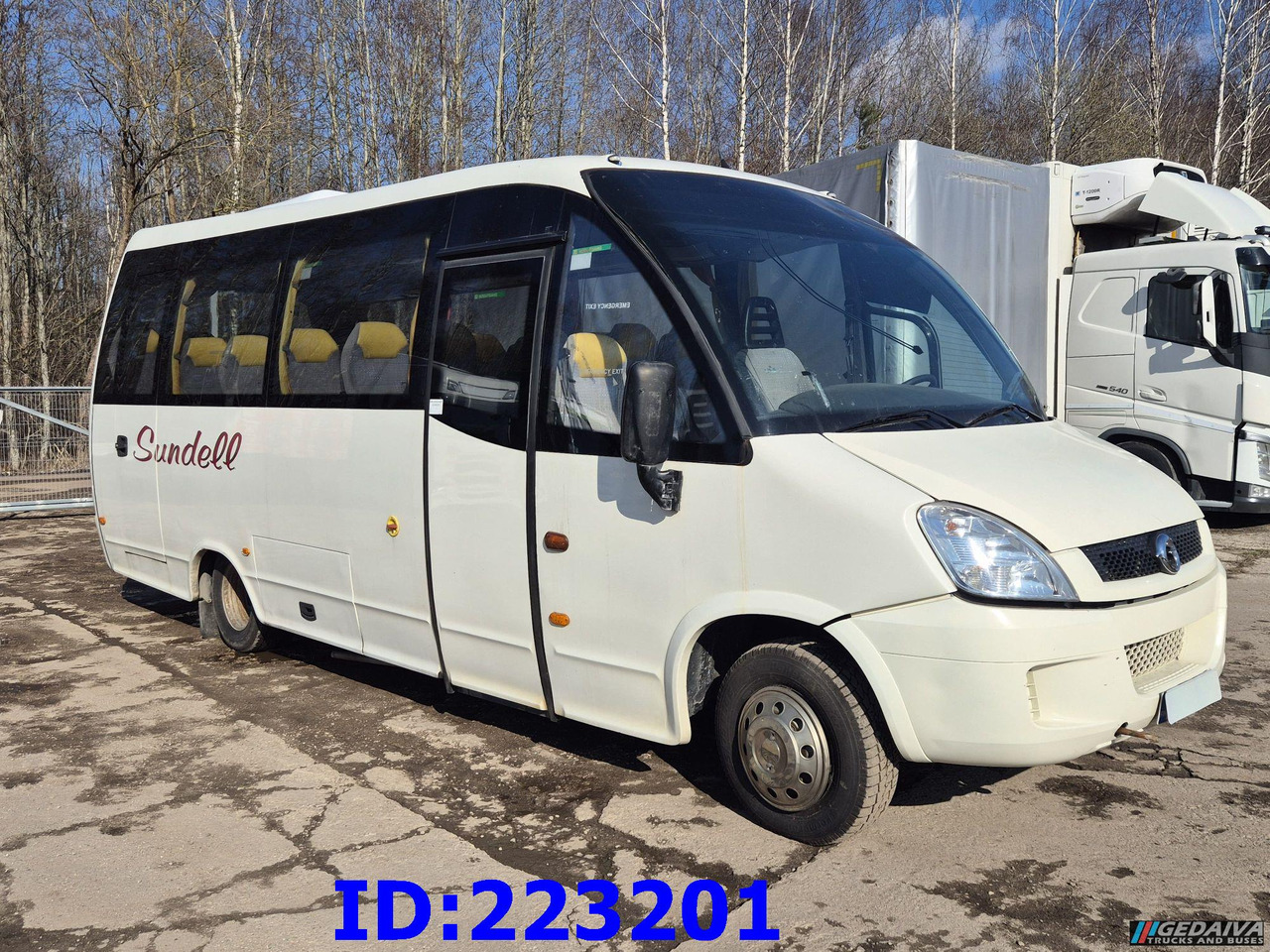 IVECO Wing 25-seater (Engine problem) - Autocarro: foto 4 IVECO Wing 25-seater (Engine problem) - Autocarro: foto 4