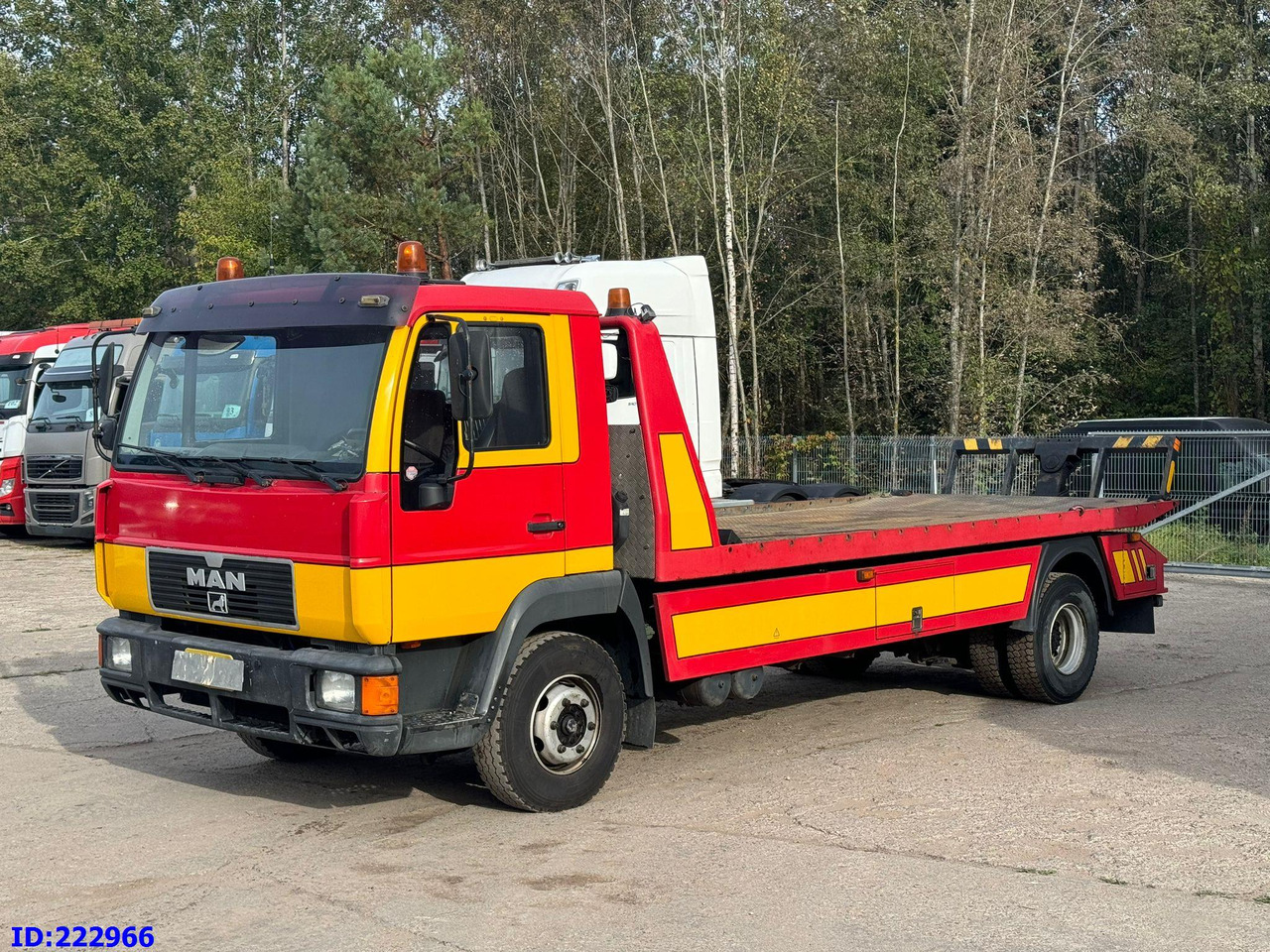 MAN 12.224 - Caminhão reboque: foto 1 MAN 12.224 - Caminhão reboque: foto 1