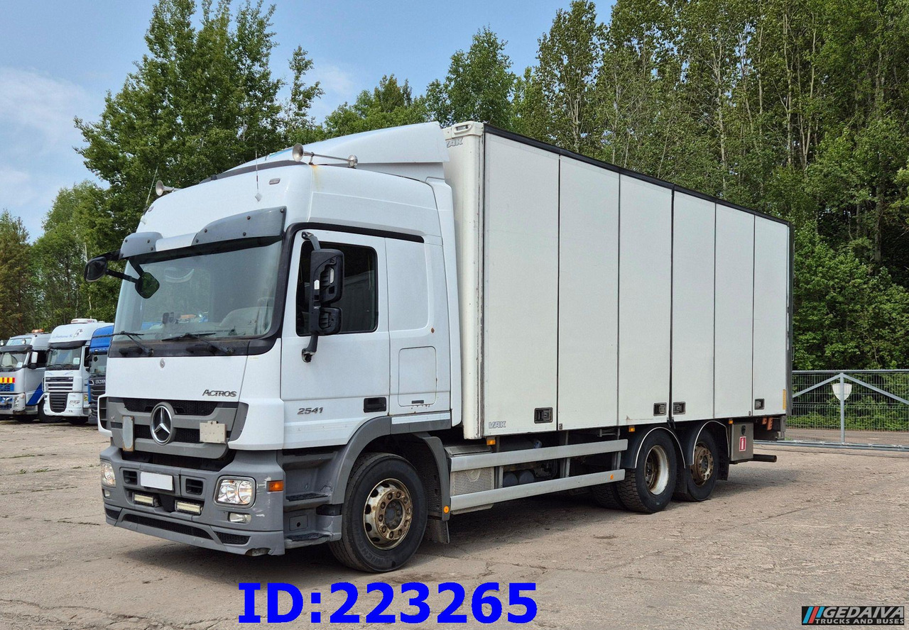 MERCEDES-BENZ Actros 2541 6x2 Retarder Open side box - Camião isotérmico: foto 1 MERCEDES-BENZ Actros 2541 6x2 Retarder Open side box - Camião isotérmico: foto 1