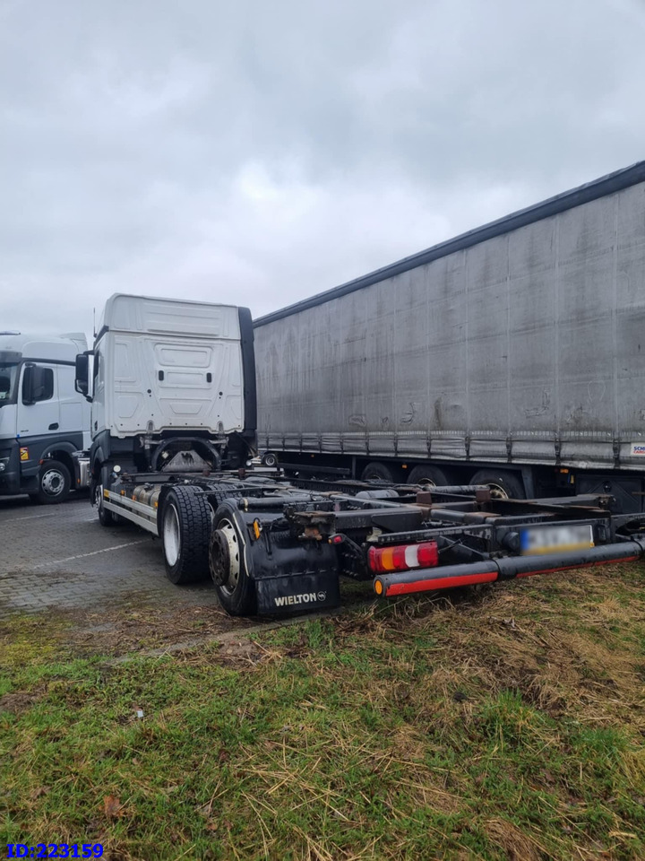 MERCEDES-BENZ Actros 2542 BDF 6x2 Euro6 - Camião chassi: foto 4 MERCEDES-BENZ Actros 2542 BDF 6x2 Euro6 - Camião chassi: foto 4