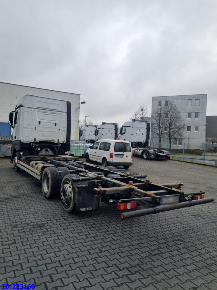 MERCEDES-BENZ Actros 2542 BDF Euro6 - Camião chassi: foto 5 MERCEDES-BENZ Actros 2542 BDF Euro6 - Camião chassi: foto 5