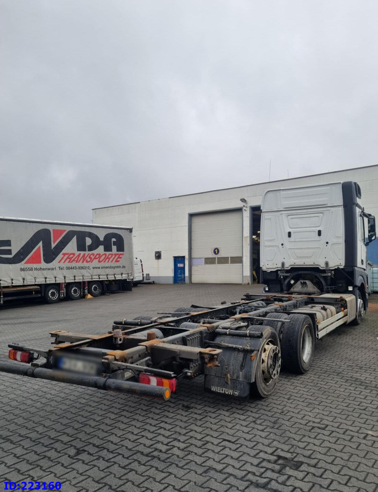 MERCEDES-BENZ Actros 2542 BDF Euro6 - Camião chassi: foto 4 MERCEDES-BENZ Actros 2542 BDF Euro6 - Camião chassi: foto 4