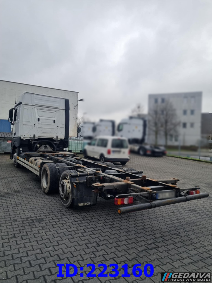 MERCEDES-BENZ Actros 2542 BDF Euro6 - Camião chassi: foto 5 MERCEDES-BENZ Actros 2542 BDF Euro6 - Camião chassi: foto 5