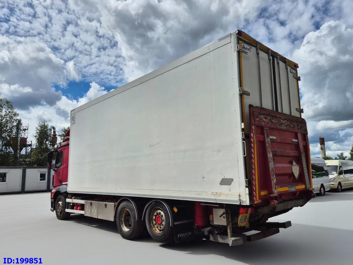 MERCEDES-BENZ Actros 2551 6x2 Euro5 - Camião furgão: foto 4 MERCEDES-BENZ Actros 2551 6x2 Euro5 - Camião furgão: foto 4