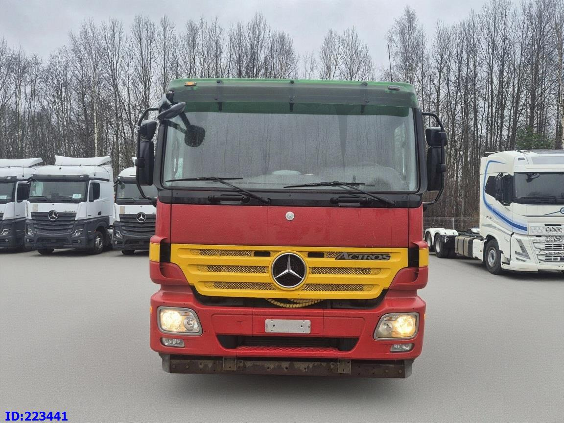 MERCEDES-BENZ Actros 2636 6X4 (3pedals) - Camião chassi: foto 2 MERCEDES-BENZ Actros 2636 6X4 (3pedals) - Camião chassi: foto 2