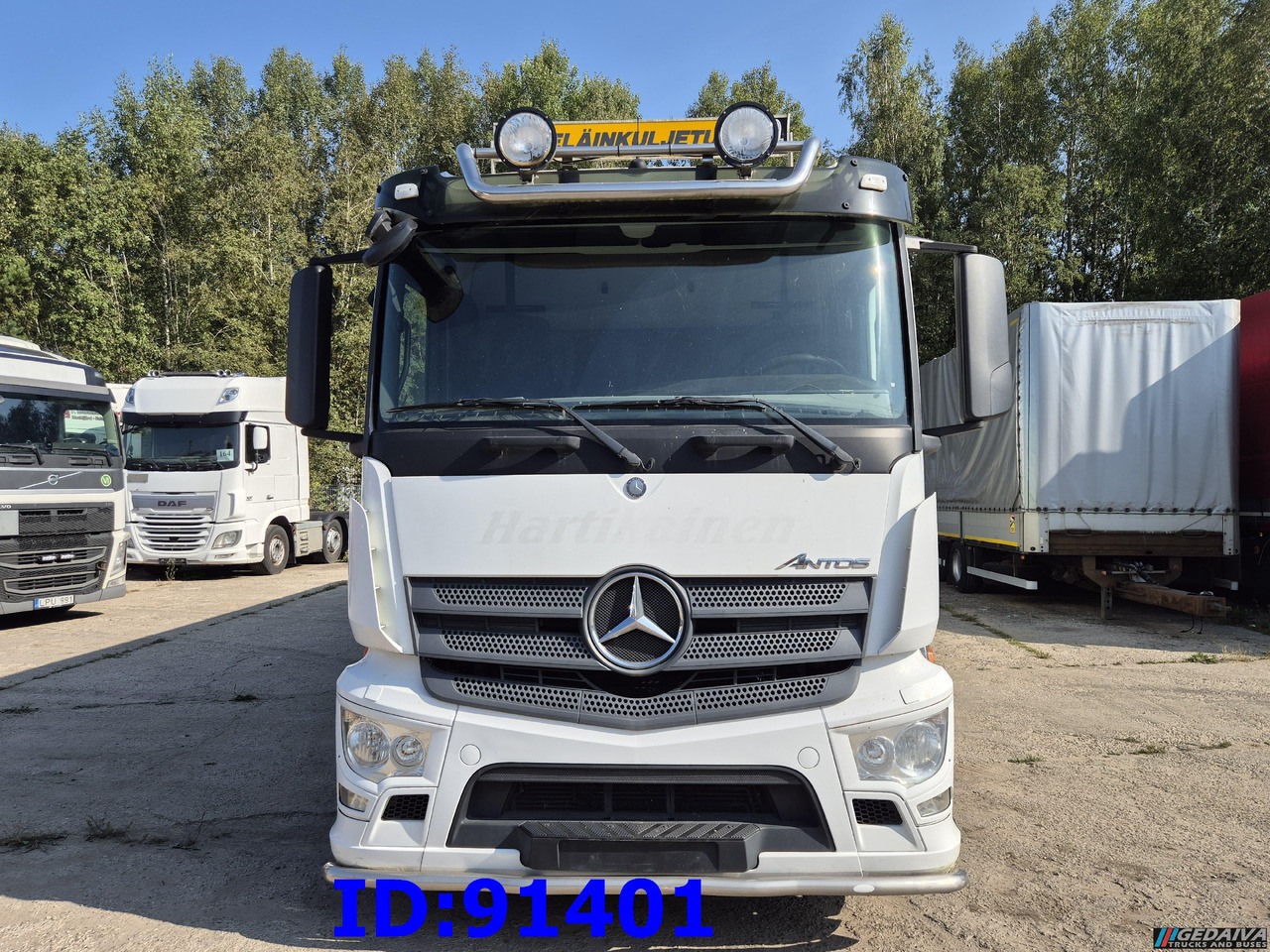 MERCEDES-BENZ Antos 2532 - 6x2 - Euro 6 - Animal transport - Camião transporte de gado: foto 2 MERCEDES-BENZ Antos 2532 - 6x2 - Euro 6 - Animal transport - Camião transporte de gado: foto 2