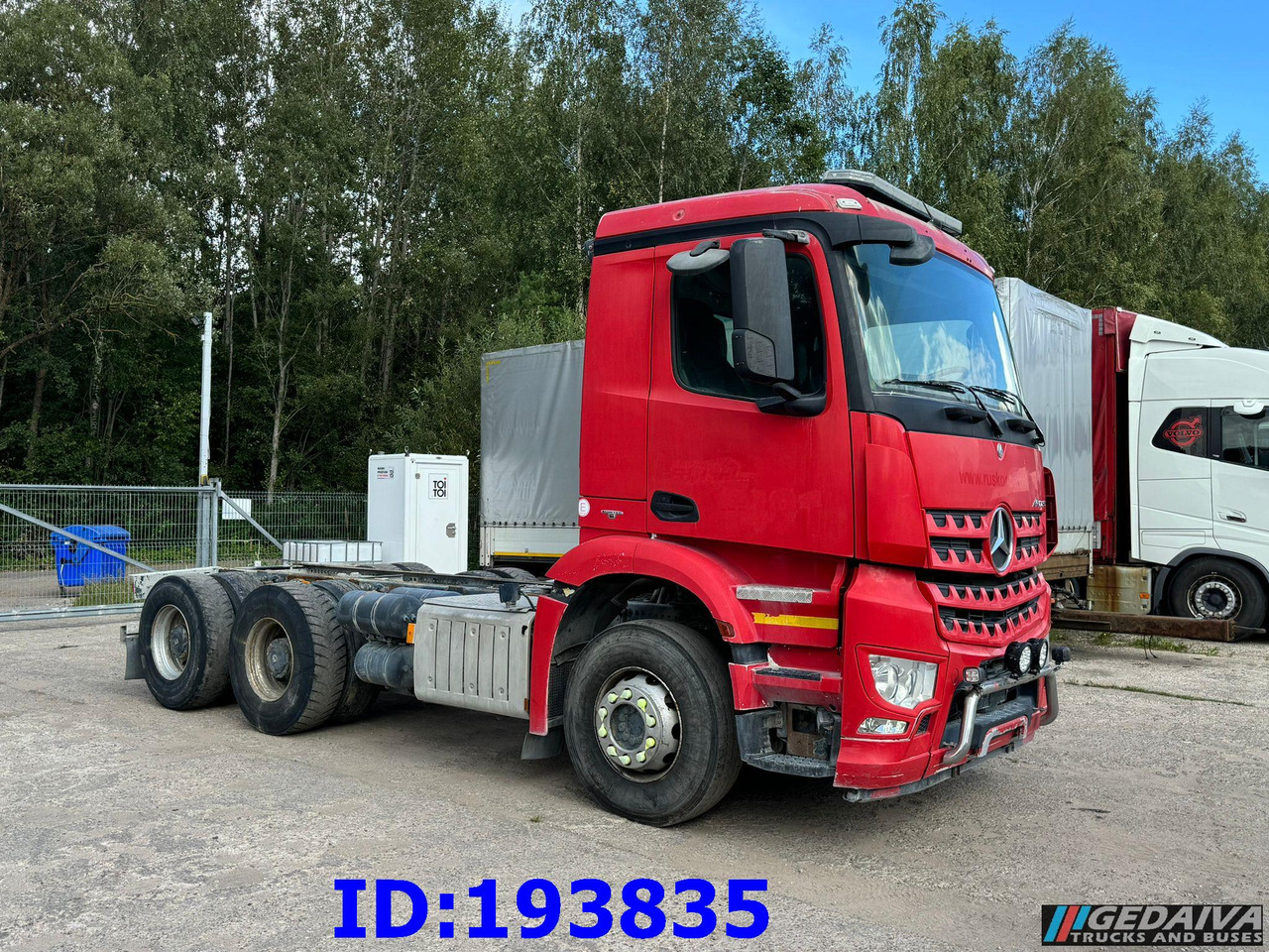 MERCEDES-BENZ Arocs 2840 6x4 Manual Euro6 - Camião chassi: foto 4 MERCEDES-BENZ Arocs 2840 6x4 Manual Euro6 - Camião chassi: foto 4