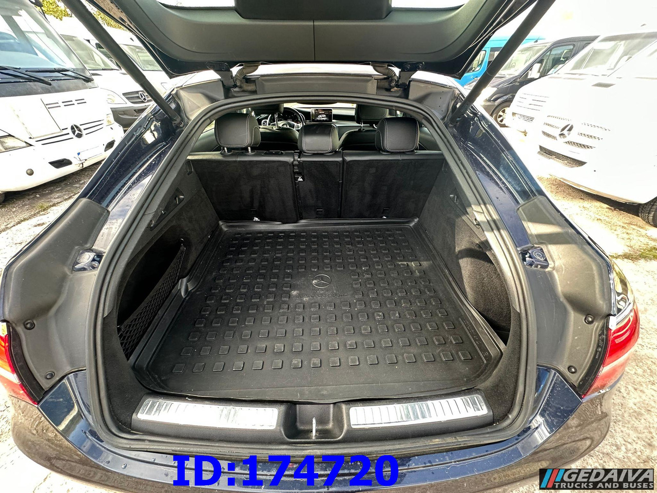 MERCEDES-BENZ GLC Coupe 220 4x4 - SUV: foto 4 MERCEDES-BENZ GLC Coupe 220 4x4 - SUV: foto 4