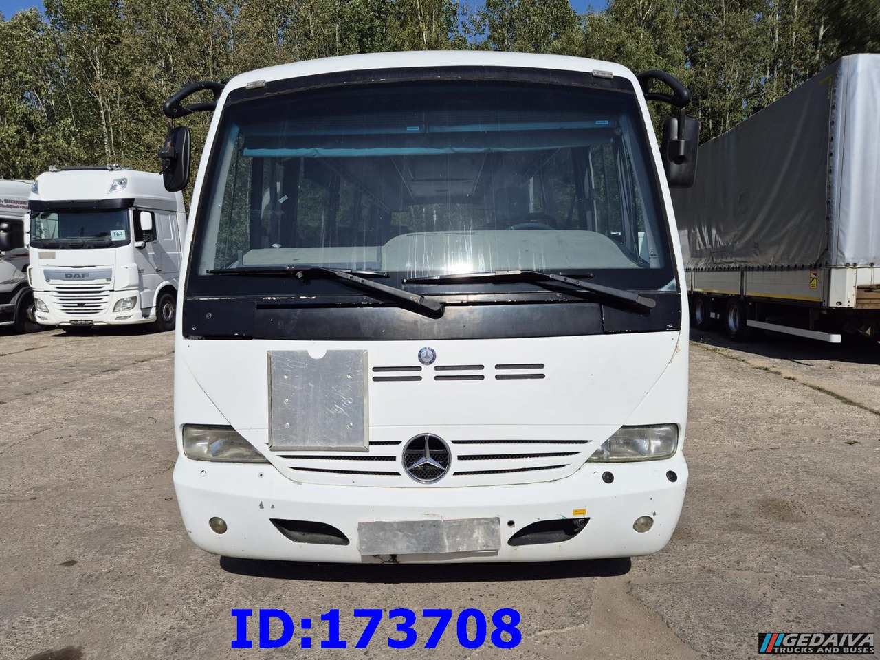 MERCEDES-BENZ Medio 30 Seat - Autocarro: foto 2 MERCEDES-BENZ Medio 30 Seat - Autocarro: foto 2