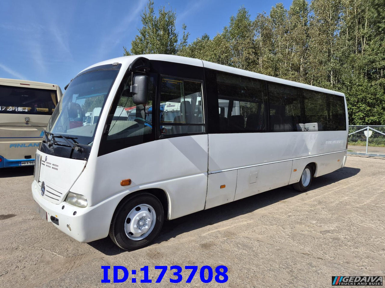 MERCEDES-BENZ Medio 30 Seat - Autocarro: foto 1 MERCEDES-BENZ Medio 30 Seat - Autocarro: foto 1