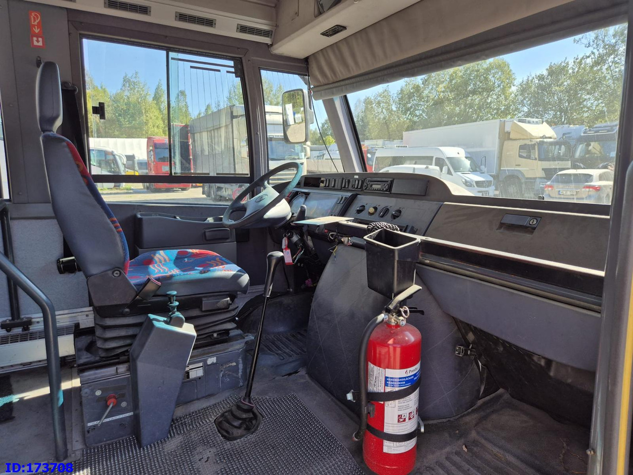 Minibus, Autocarro MERCEDES-BENZ Medio 30 Seat: foto 9