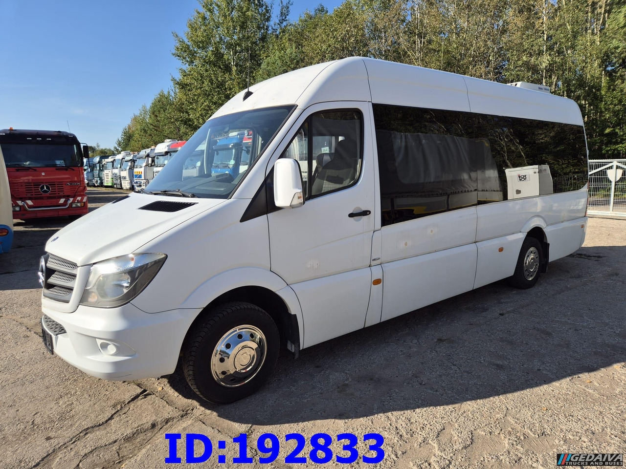 MERCEDES-BENZ Sprinter 516 20-Seats Euro6 - Autocarro: foto 1 MERCEDES-BENZ Sprinter 516 20-Seats Euro6 - Autocarro: foto 1