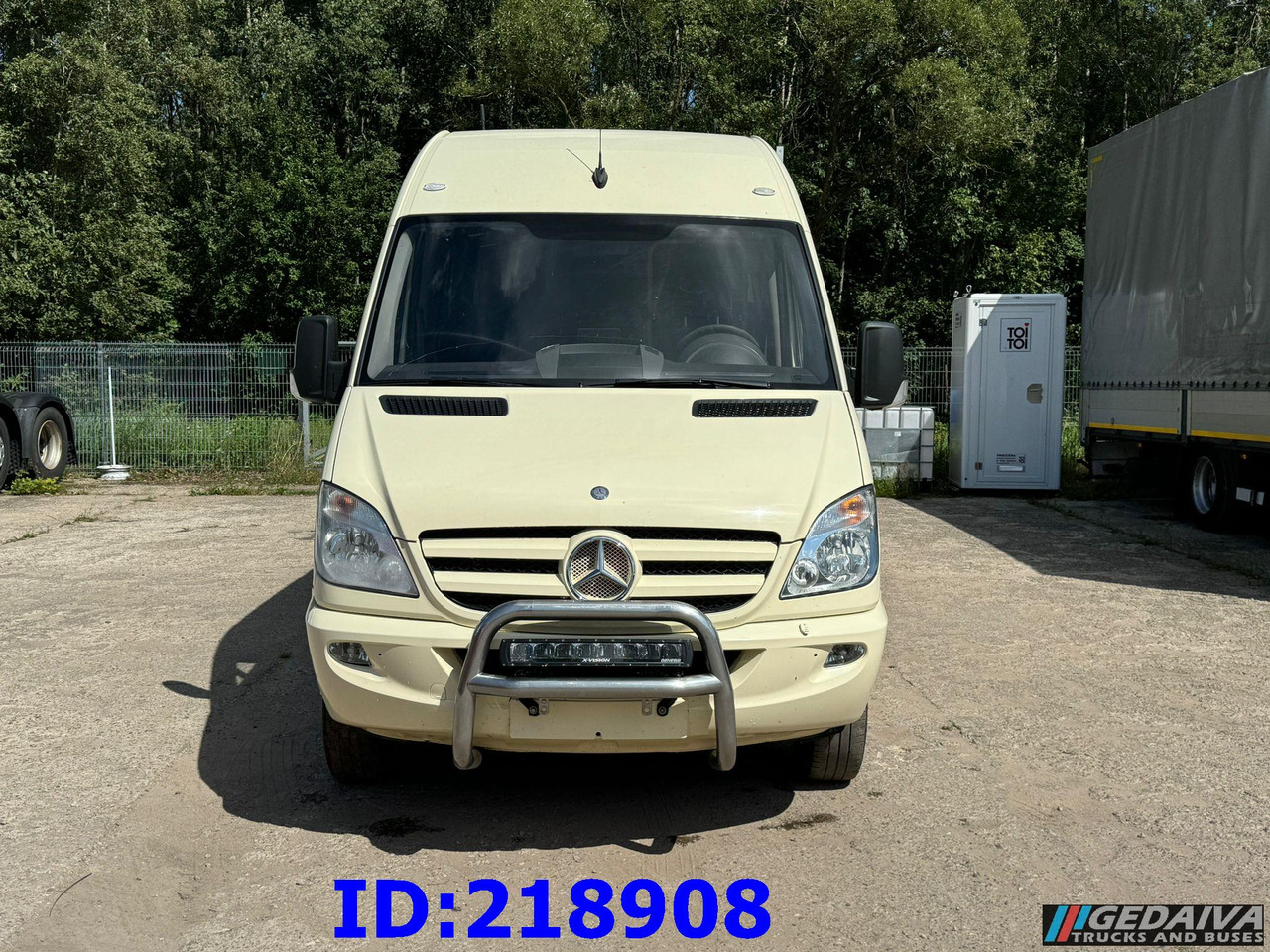 MERCEDES-BENZ Sprinter 519 VIP 18-Place Prostyle Euro5 - Autocarro: foto 2 MERCEDES-BENZ Sprinter 519 VIP 18-Place Prostyle Euro5 - Autocarro: foto 2