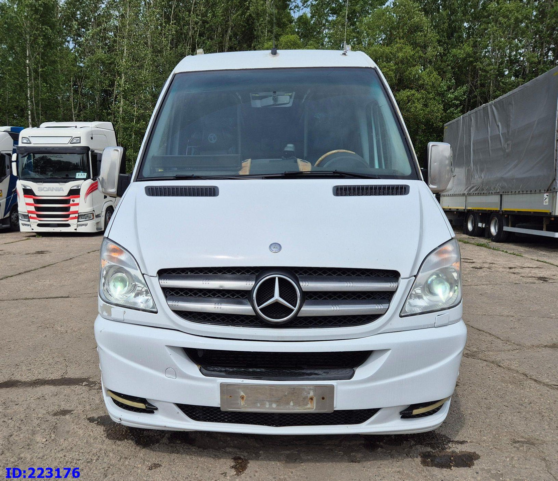 MERCEDES-BENZ Sprinter 519 VIP Luxury - Minibus, Furgão de passageiros: foto 2 MERCEDES-BENZ Sprinter 519 VIP Luxury - Minibus, Furgão de passageiros: foto 2