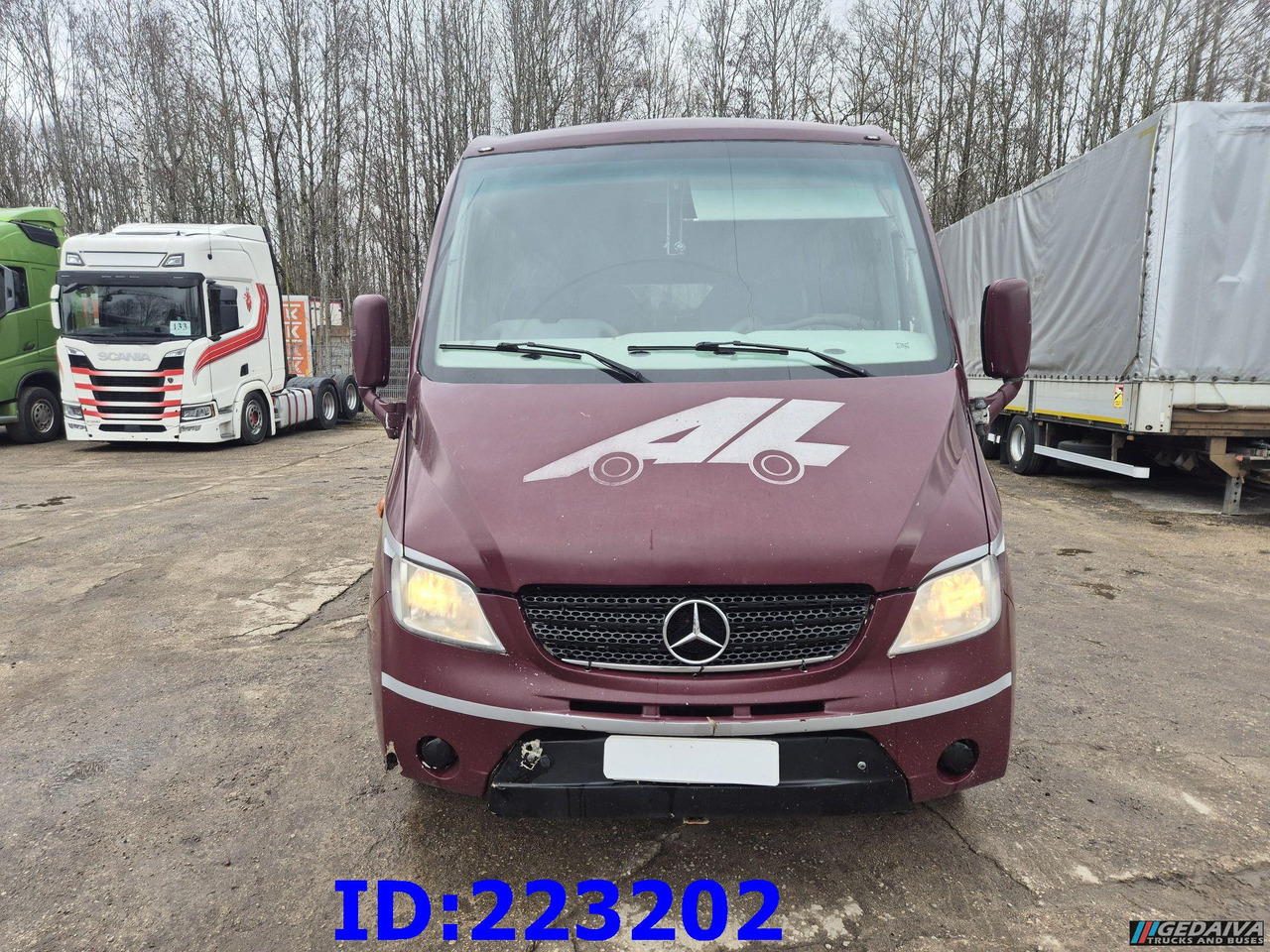 MERCEDES-BENZ Sunrider 818D Vario 33 - Seater - Autocarro: foto 2 MERCEDES-BENZ Sunrider 818D Vario 33 - Seater - Autocarro: foto 2