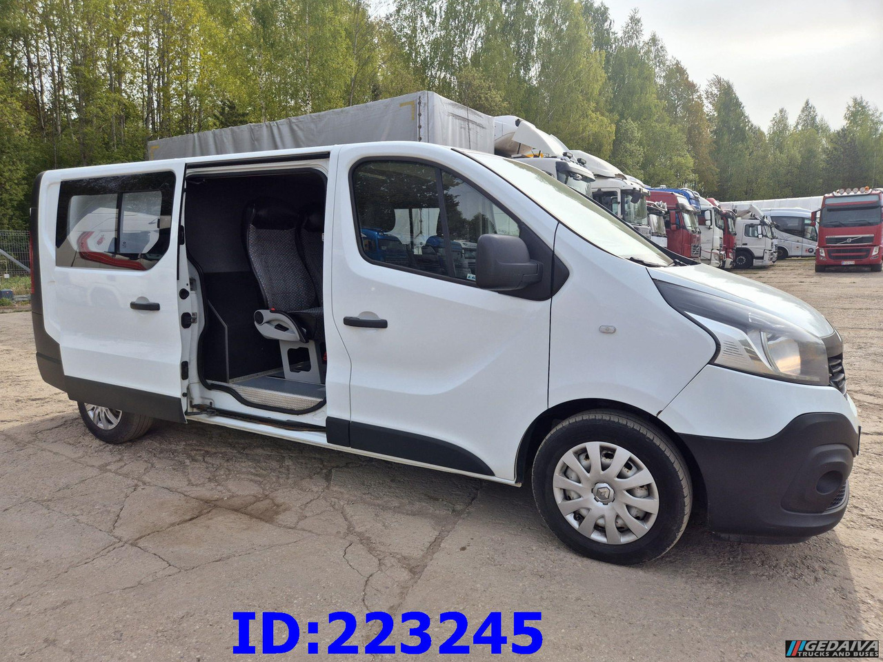 RENAULT Trafic Euro6 - Carrinha cabine dupla: foto 5 RENAULT Trafic Euro6 - Carrinha cabine dupla: foto 5