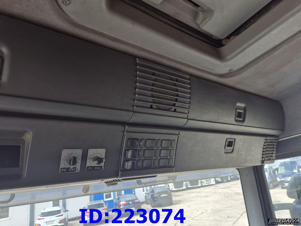 Camião basculante SCANIA 124 8x2 - Manual - Full steel: foto 19 Camião basculante SCANIA 124 8x2 - Manual - Full steel: foto 19