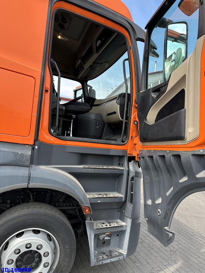 MERCEDES-BENZ Actros 1843 - Mega - Euro6 - Tractor: foto 4 MERCEDES-BENZ Actros 1843 - Mega - Euro6 - Tractor: foto 4
