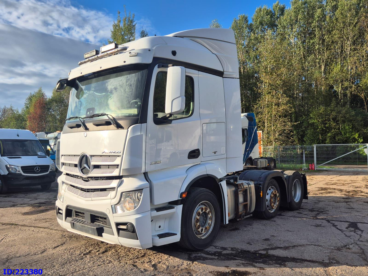 MERCEDES-BENZ Actros 2551 6x2 -Steering axle - Euro6 - Tractor: foto 1 MERCEDES-BENZ Actros 2551 6x2 -Steering axle - Euro6 - Tractor: foto 1