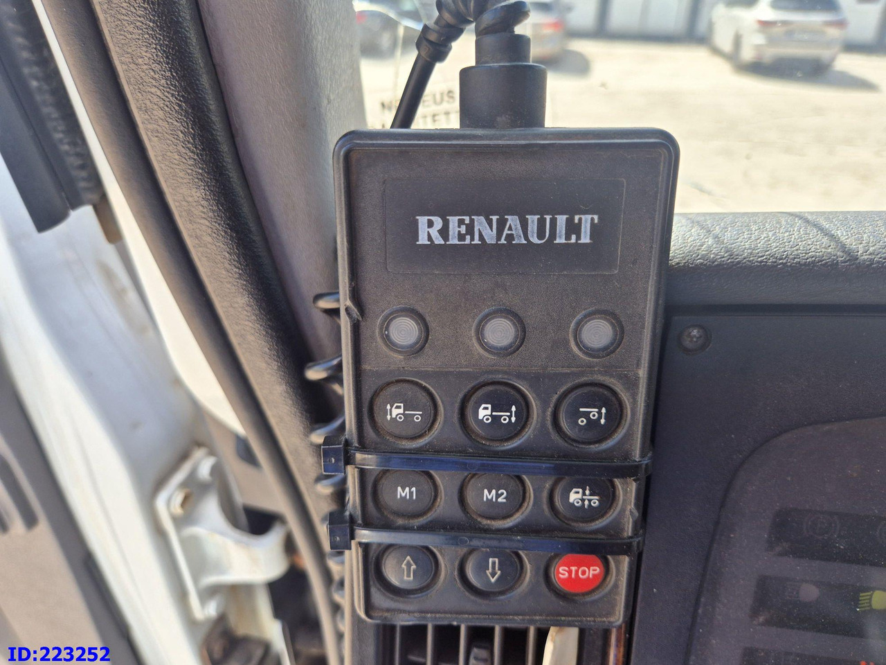 Tractor RENAULT Premium 420 6x2 Manual: foto 11