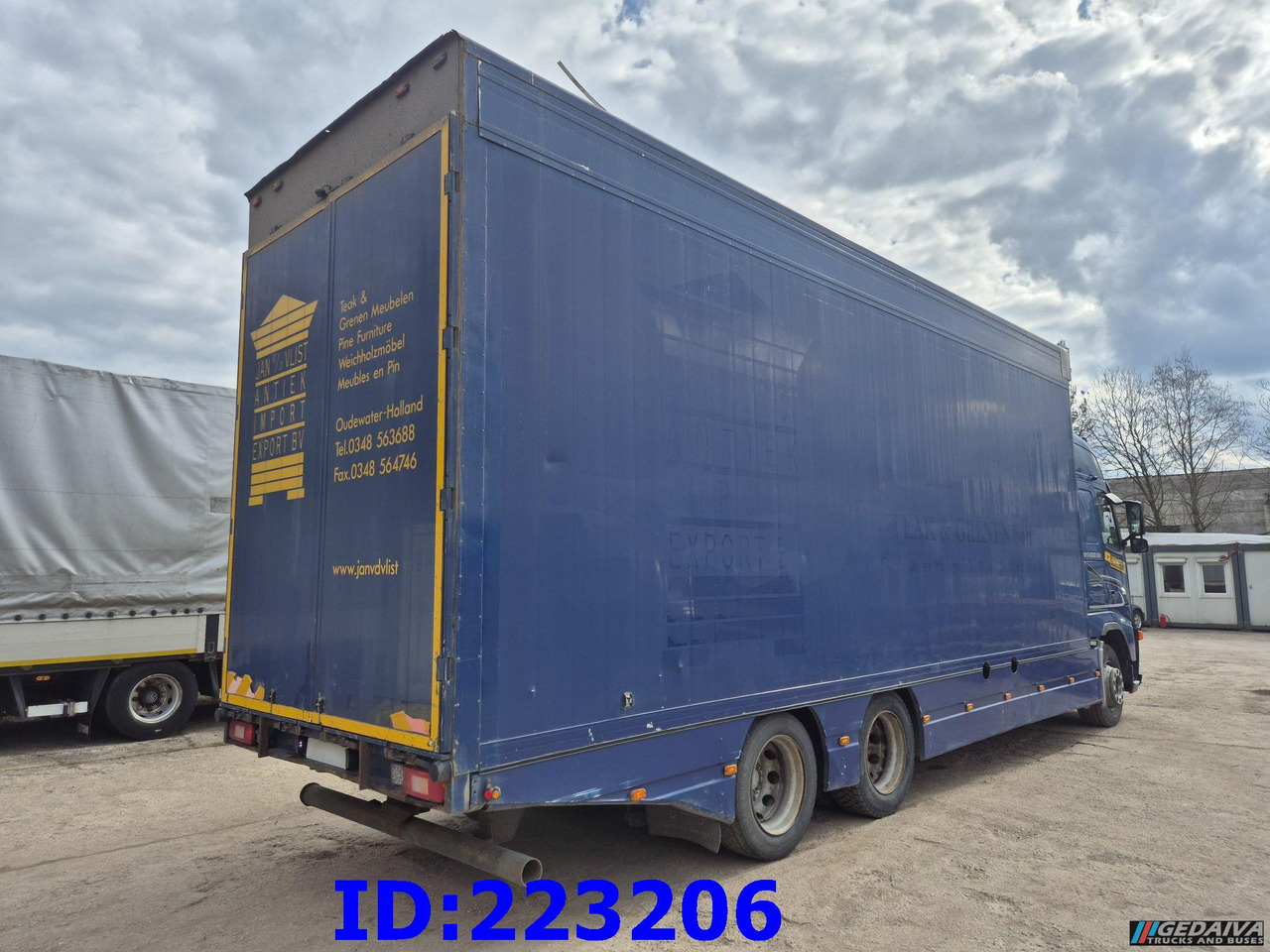 VOLVO FH12 420HP 6x2 - Camião isotérmico: foto 5 VOLVO FH12 420HP 6x2 - Camião isotérmico: foto 5