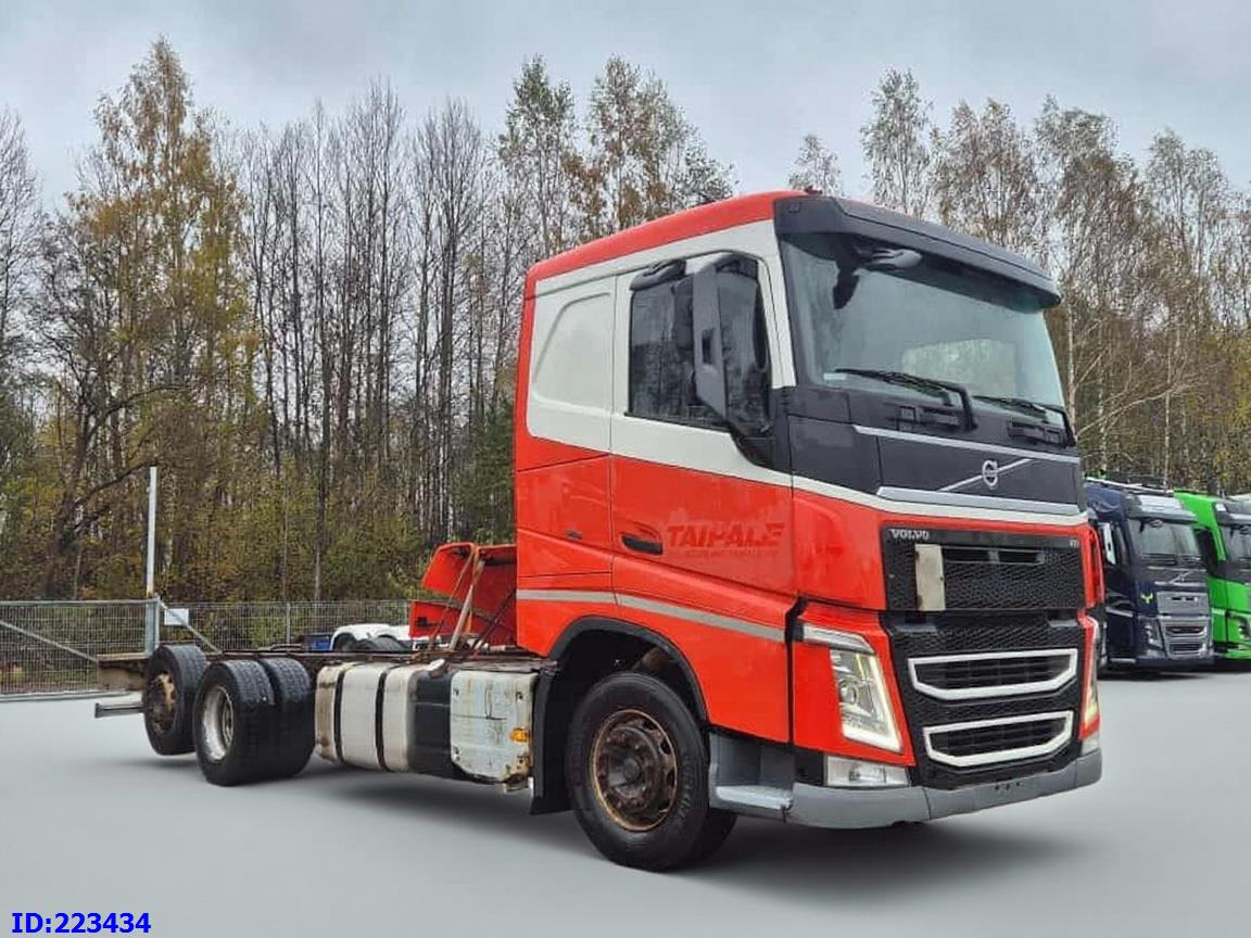 VOLVO FH13 500HP 6x2 - Camião chassi: foto 4 VOLVO FH13 500HP 6x2 - Camião chassi: foto 4