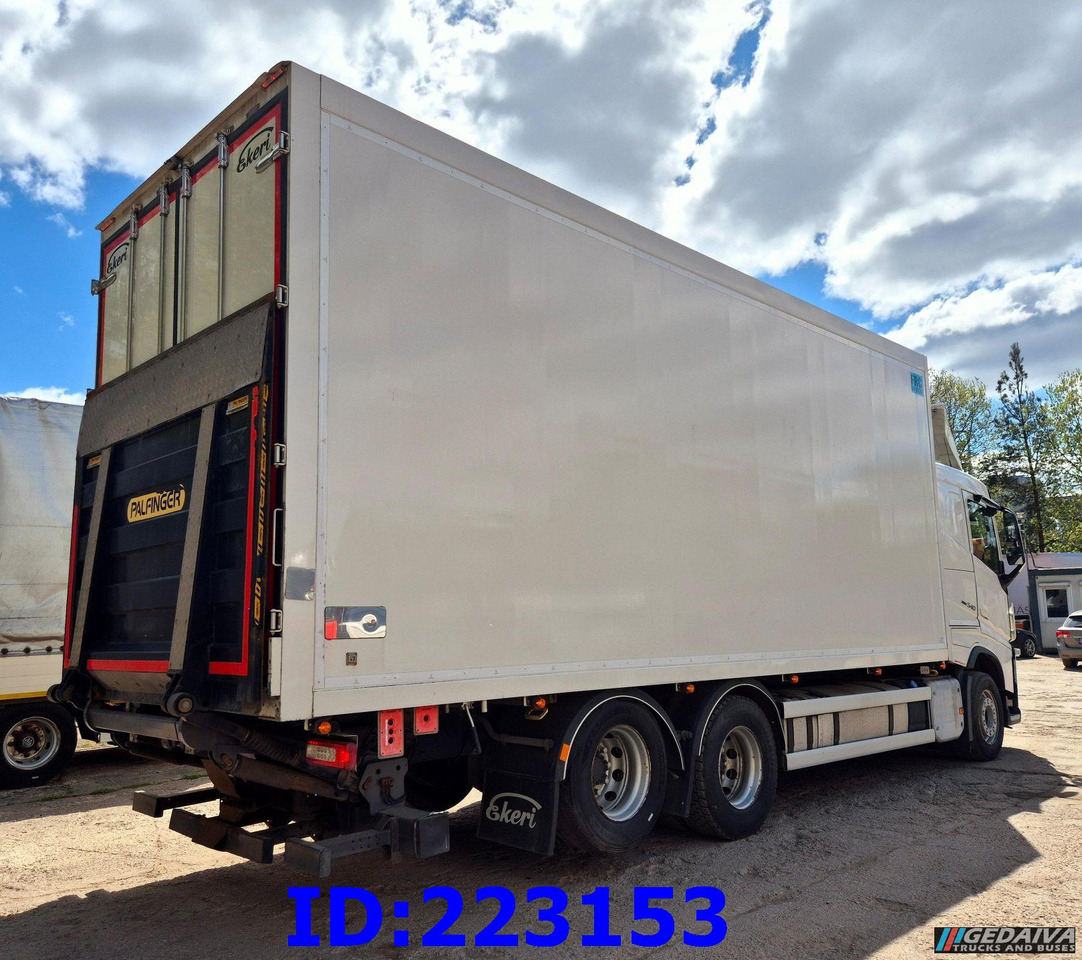 VOLVO FH13 540HP 6x2 FRC Thermoking - Camião frigorífico: foto 5 VOLVO FH13 540HP 6x2 FRC Thermoking - Camião frigorífico: foto 5