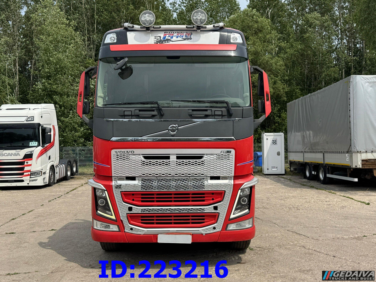 VOLVO FH16 700HP 8X4  Big axle - Camião chassi: foto 2 VOLVO FH16 700HP 8X4  Big axle - Camião chassi: foto 2