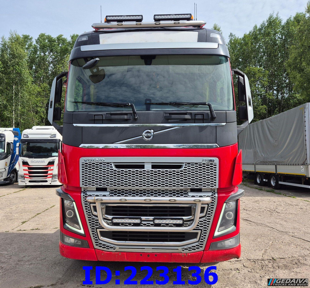 VOLVO FH16 750HP - 8x4 -Big Axles - Camião chassi: foto 2 VOLVO FH16 750HP - 8x4 -Big Axles - Camião chassi: foto 2