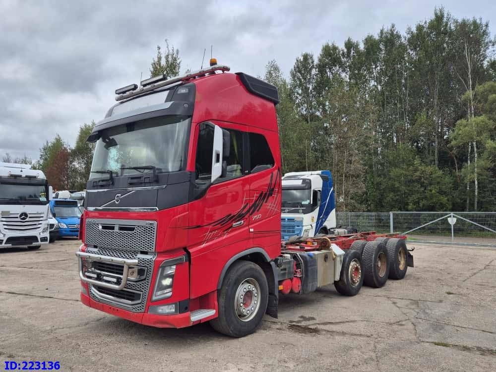 VOLVO FH16 750HP - 8x4 -Big Axles - Camião chassi: foto 1 VOLVO FH16 750HP - 8x4 -Big Axles - Camião chassi: foto 1