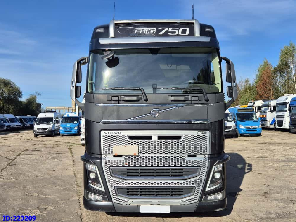 VOLVO FH16 750HP 8x4 Steering axle - Camião chassi: foto 2 VOLVO FH16 750HP 8x4 Steering axle - Camião chassi: foto 2