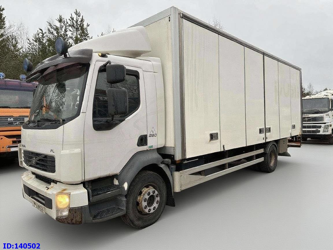 VOLVO FL 280 4x2 Manual Euro5 - Camião furgão: foto 1 VOLVO FL 280 4x2 Manual Euro5 - Camião furgão: foto 1