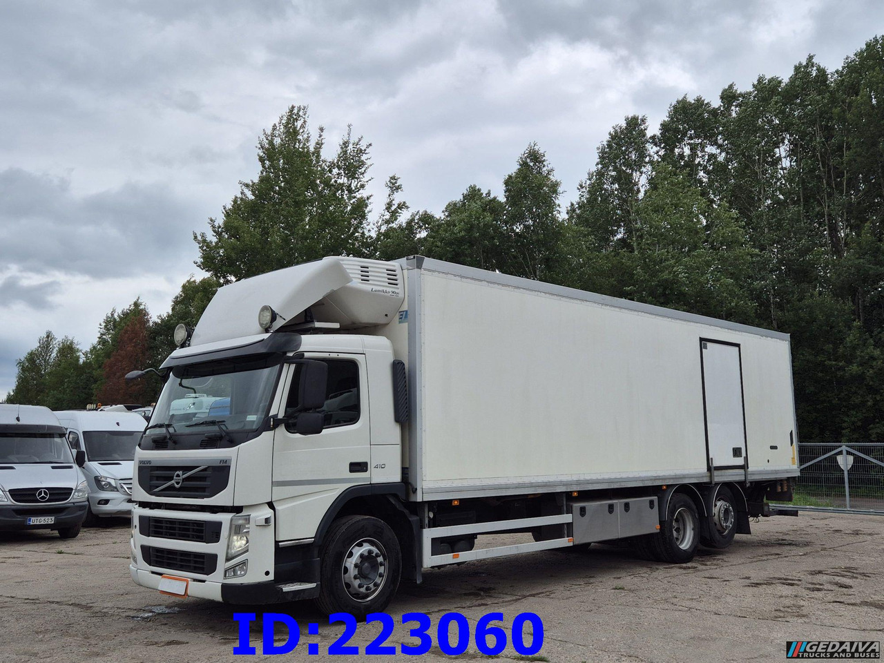 VOLVO FM 410HP - 6X2 - Euro5 -Steering axle - Camião frigorífico: foto 1 VOLVO FM 410HP - 6X2 - Euro5 -Steering axle - Camião frigorífico: foto 1