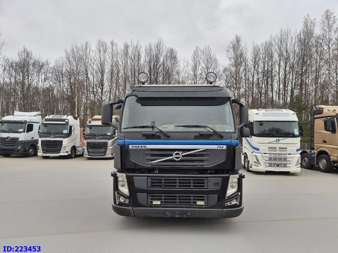 VOLVO FM11 450HP 6x2 TANK 16000 l / VACUUM JUROP PR 150 / ASENIZACYJNY / Euro5 / Steering Axle - Caminhão tanque: foto 2 VOLVO FM11 450HP 6x2 TANK 16000 l / VACUUM JUROP PR 150 / ASENIZACYJNY / Euro5 / Steering Axle - Caminhão tanque: foto 2