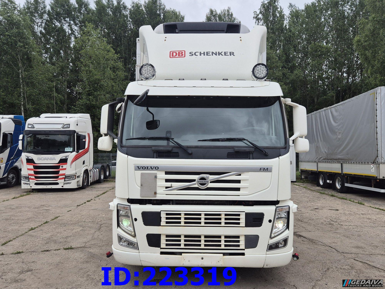 VOLVO FM13 380HP 6x2 Euro5 - Open side box - Camião frigorífico: foto 2 VOLVO FM13 380HP 6x2 Euro5 - Open side box - Camião frigorífico: foto 2