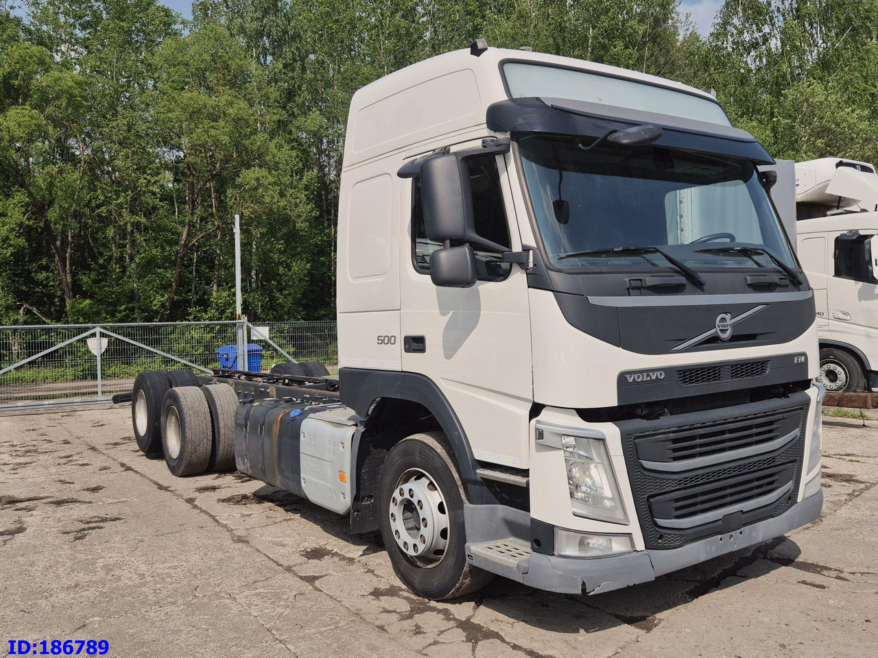 VOLVO FM13 500HP 6x2 - Camião chassi: foto 4 VOLVO FM13 500HP 6x2 - Camião chassi: foto 4