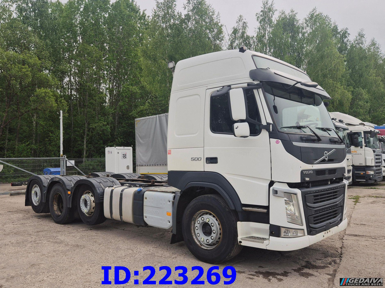 VOLVO FM13 500HP 8x2 (2 steering axels) - Camião chassi: foto 4 VOLVO FM13 500HP 8x2 (2 steering axels) - Camião chassi: foto 4
