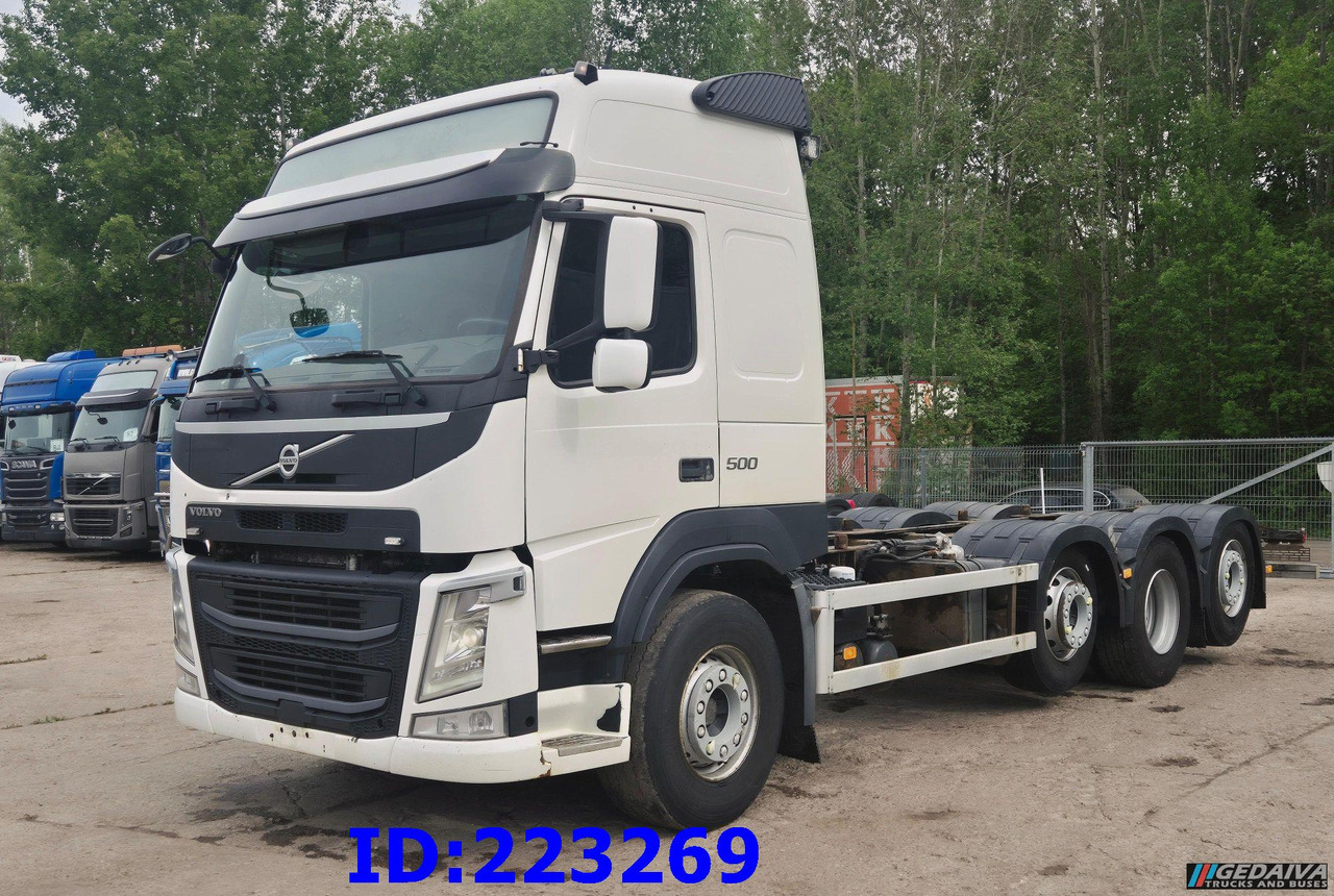 VOLVO FM13 500HP 8x2 (2 steering axels) - Camião chassi: foto 1 VOLVO FM13 500HP 8x2 (2 steering axels) - Camião chassi: foto 1