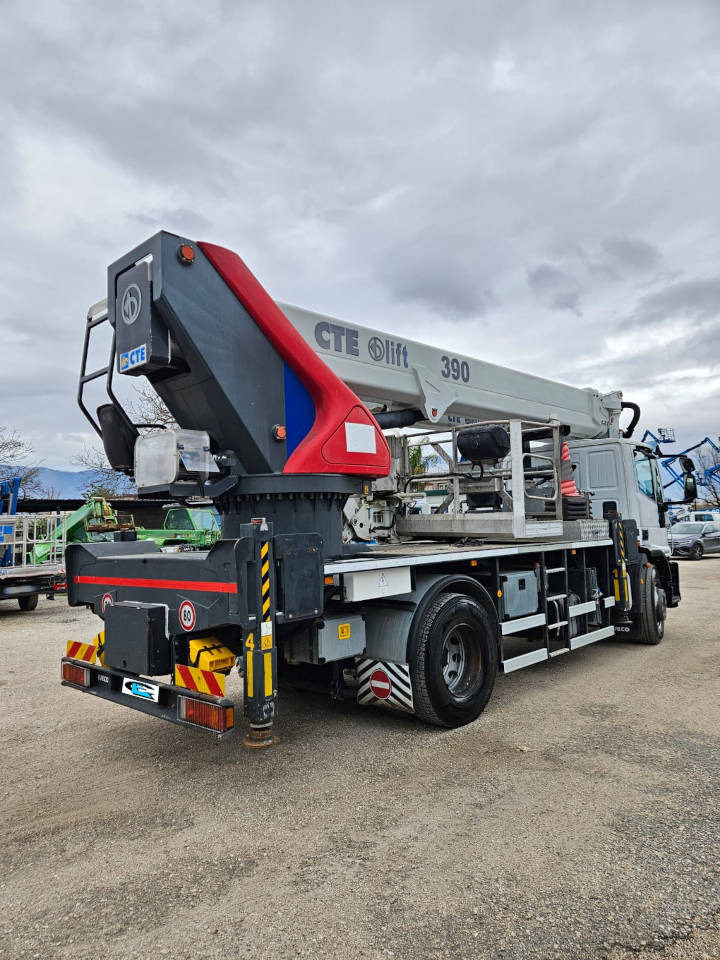 CTE B LIFT 390 HR - Caminhão com plataforma aérea: foto 4 CTE B LIFT 390 HR - Caminhão com plataforma aérea: foto 4