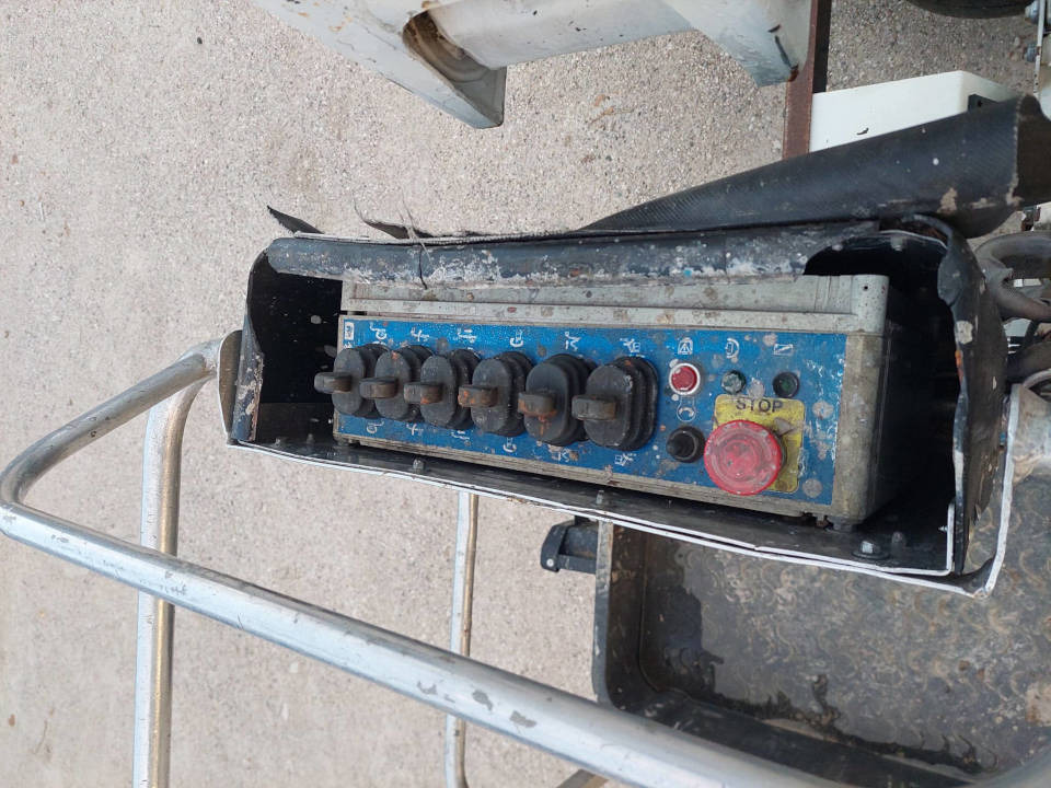 CTE ZED 21 J - Caminhão com plataforma aérea: foto 5 CTE ZED 21 J - Caminhão com plataforma aérea: foto 5