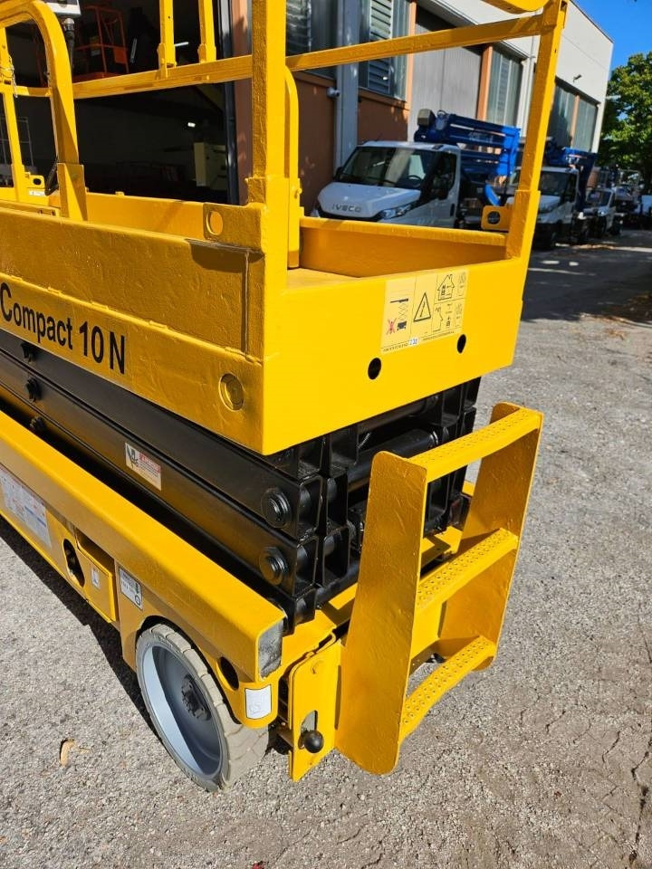 Haulotte Compact 10 N - Plataforma de Tijera/ Plataforma de tesoura: foto 4 Haulotte Compact 10 N - Plataforma de Tijera/ Plataforma de tesoura: foto 4