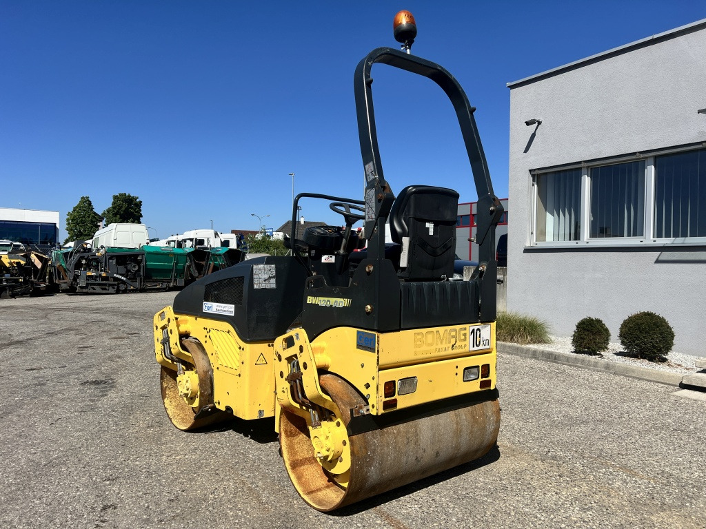Bomag BW 120 AD-4 (111624) - Compactador de asfalto: foto 3 Bomag BW 120 AD-4 (111624) - Compactador de asfalto: foto 3