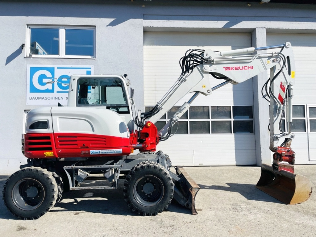 Takeuchi TB295W (3964) - Escavadeira de rodas: foto 2 Takeuchi TB295W (3964) - Escavadeira de rodas: foto 2