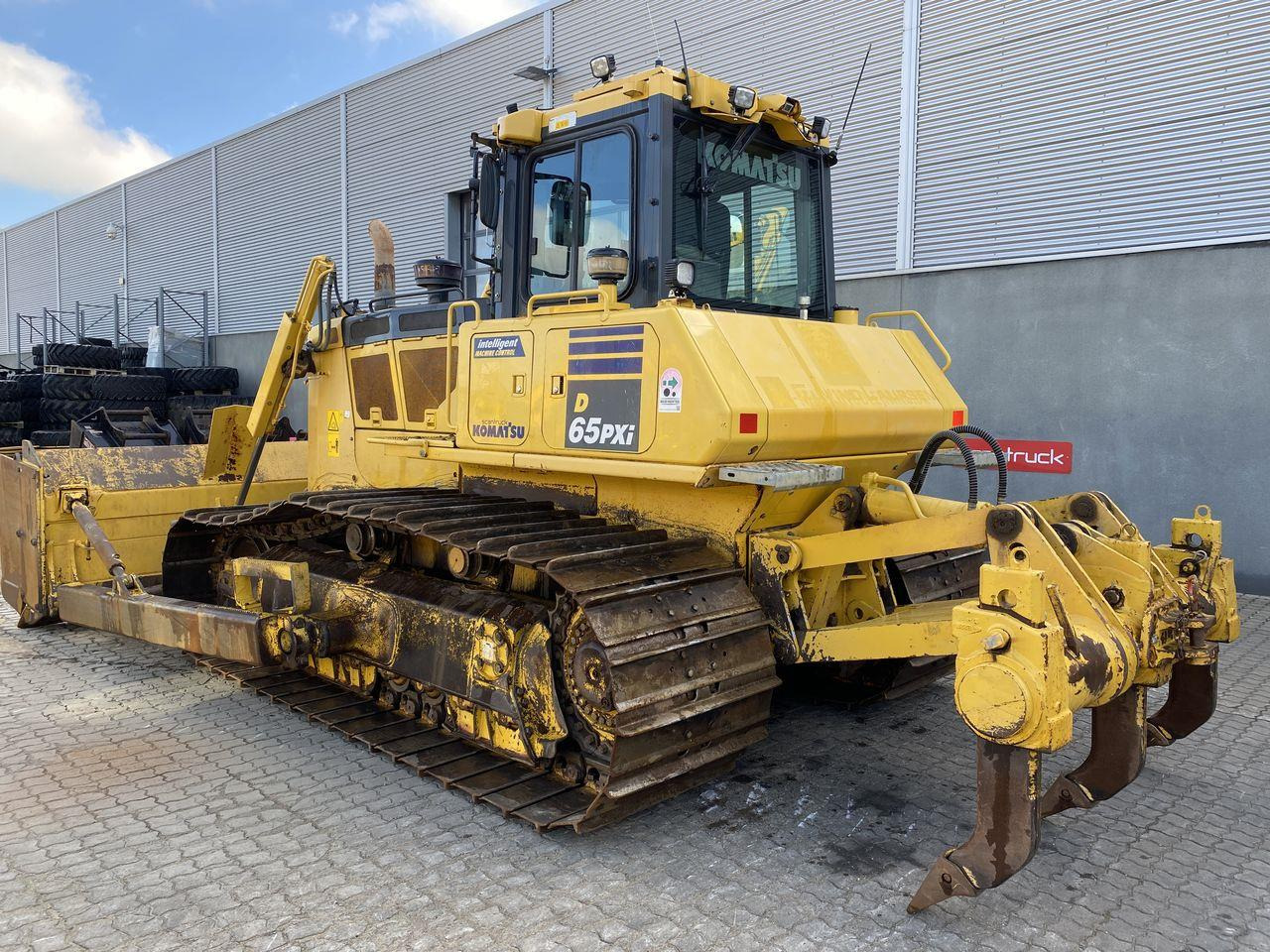 Komatsu D65PXI-18 - Buldôzer: foto 2 Komatsu D65PXI-18 - Buldôzer: foto 2