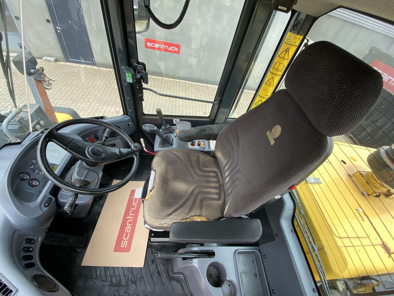 Komatsu WA320PZ-6 - Pá carregadora de rodas: foto 3 Komatsu WA320PZ-6 - Pá carregadora de rodas: foto 3
