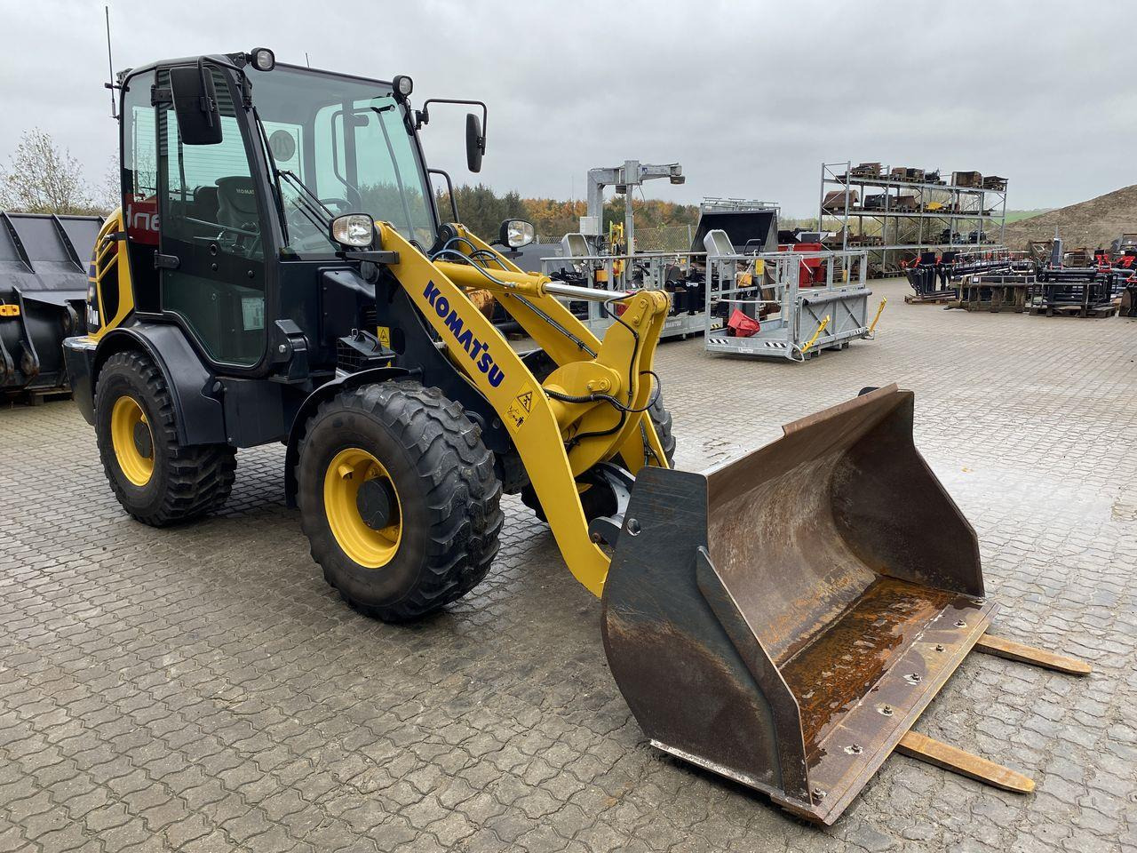 Komatsu WA70M-8EO - Carregadora articulada: foto 5 Komatsu WA70M-8EO - Carregadora articulada: foto 5