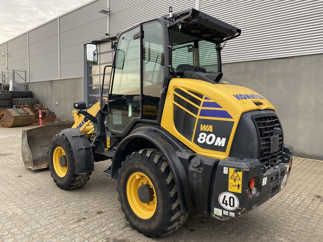 Komatsu WA80M-8EO - Carregadora articulada: foto 2 Komatsu WA80M-8EO - Carregadora articulada: foto 2